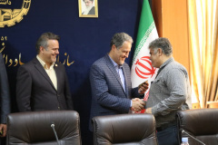 تجلیل از جمعی از همکاران سازمان جهاددانشگاهی استان کرمانشاه به مناسبت «روز جهانی کارگر»